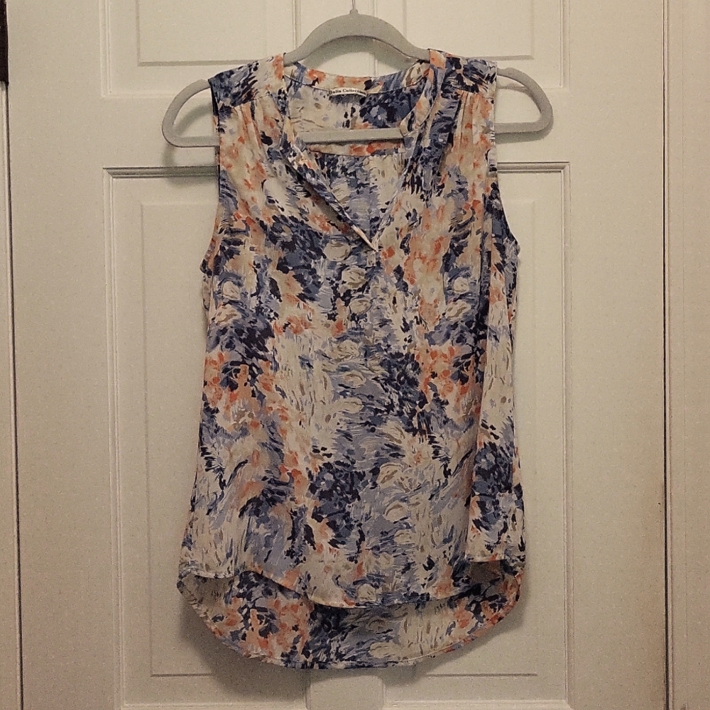 Women's dressy sleeveless top
